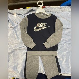 NIKE TODDLER SWEATSUIT ✔️ 3T